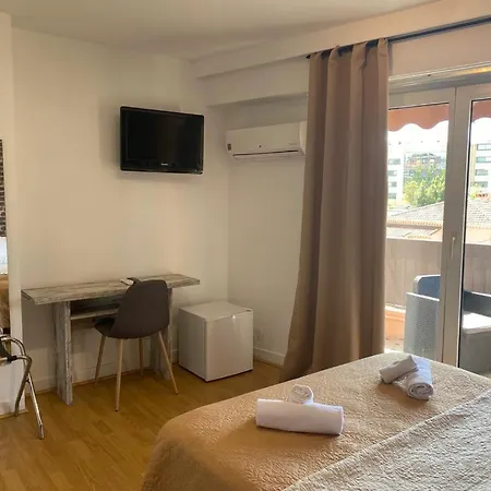 Resothel Le Gabian Otel